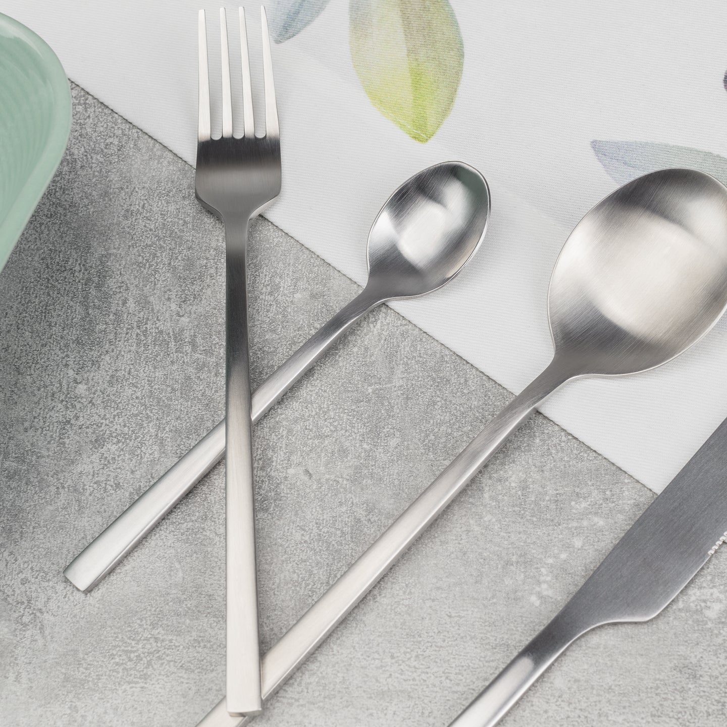 Cubertería de 24 piezas Bergner de acero inoxidable - Pau matt (2)